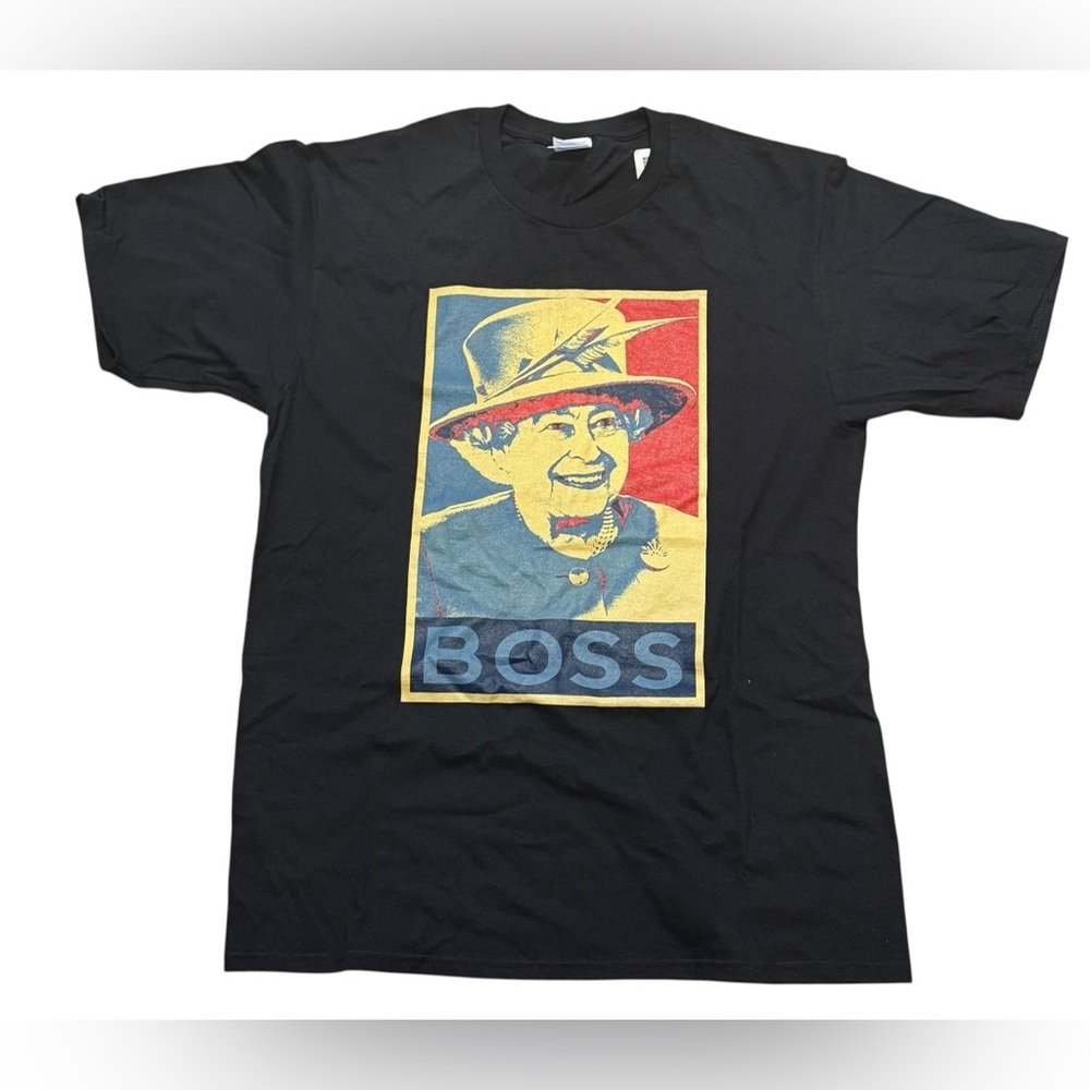 NWT - Queen Elizabeth “BOSS” Graphic Tee Black Size Medium - Picture 2 of 5